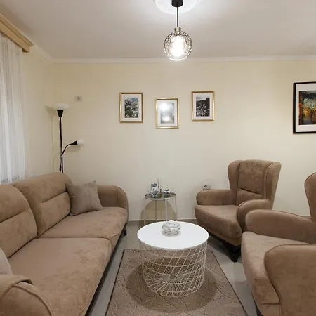 Martin * Gjirokastër