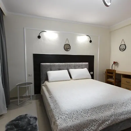 Martin Villa Gjirokastër