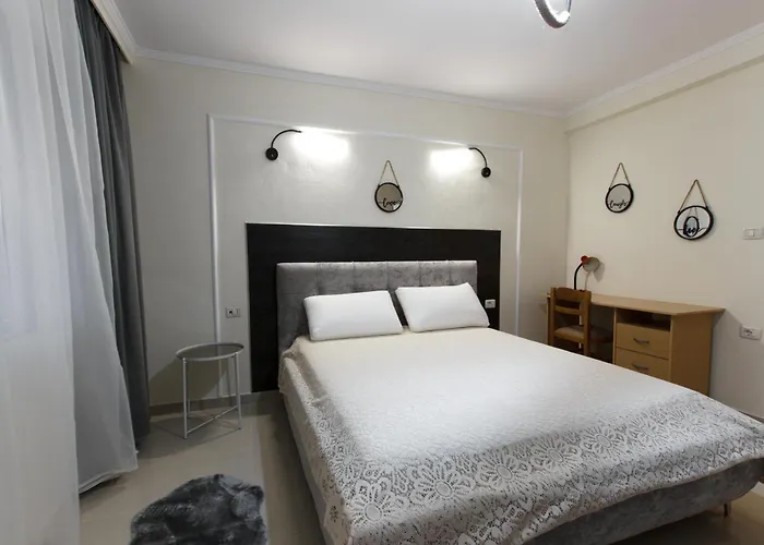 Martin Willa Gjirokastra