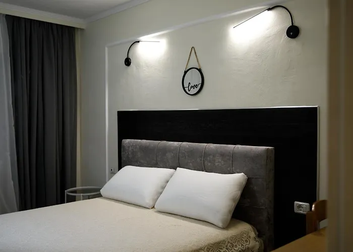 Martin Willa Gjirokastra